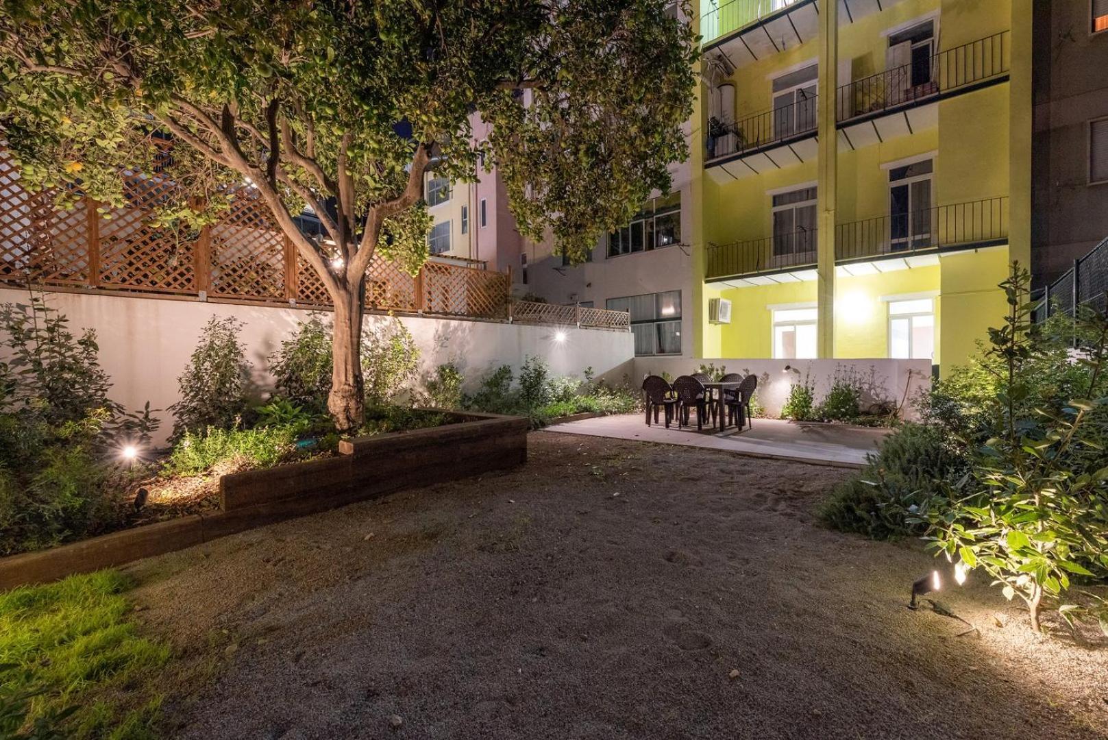 Guestready - Saldanha Building Garden Apartment Lisbon Bagian luar foto